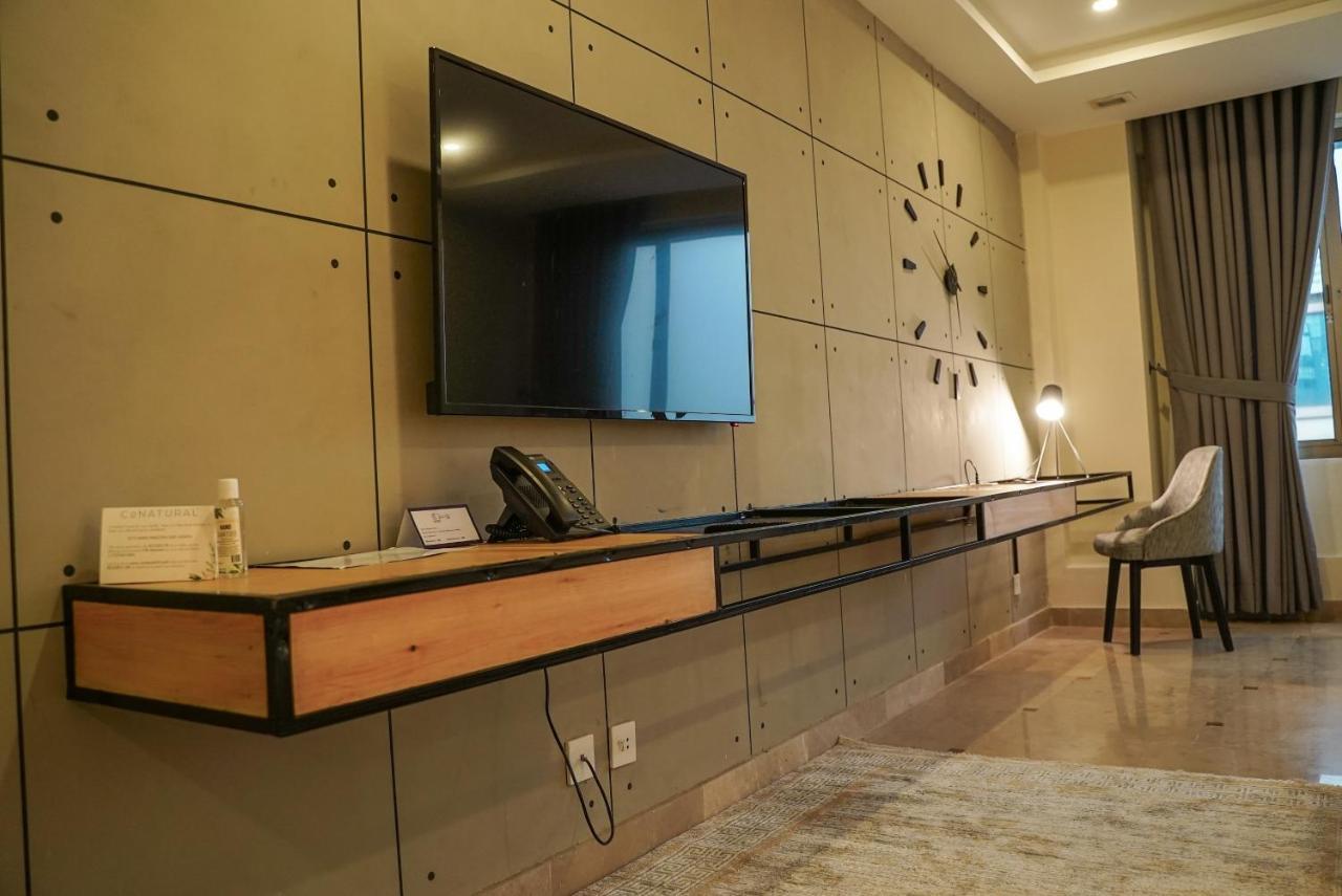 Roomy Signature Hotel, Исламабад Экстерьер фото